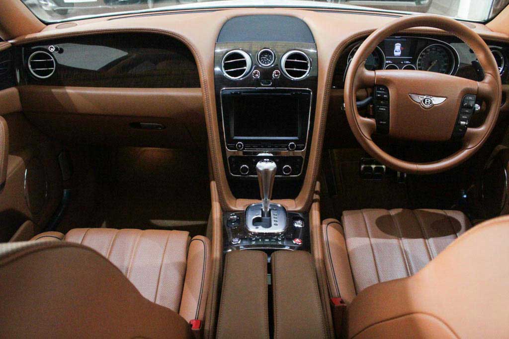 Bentley Continental Flying Spur W 12