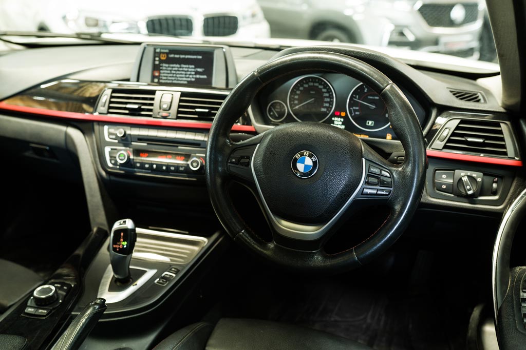 BMW 320d SportLine
