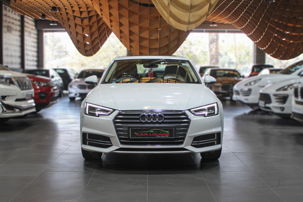 Audi A4 35 TDi S-Line