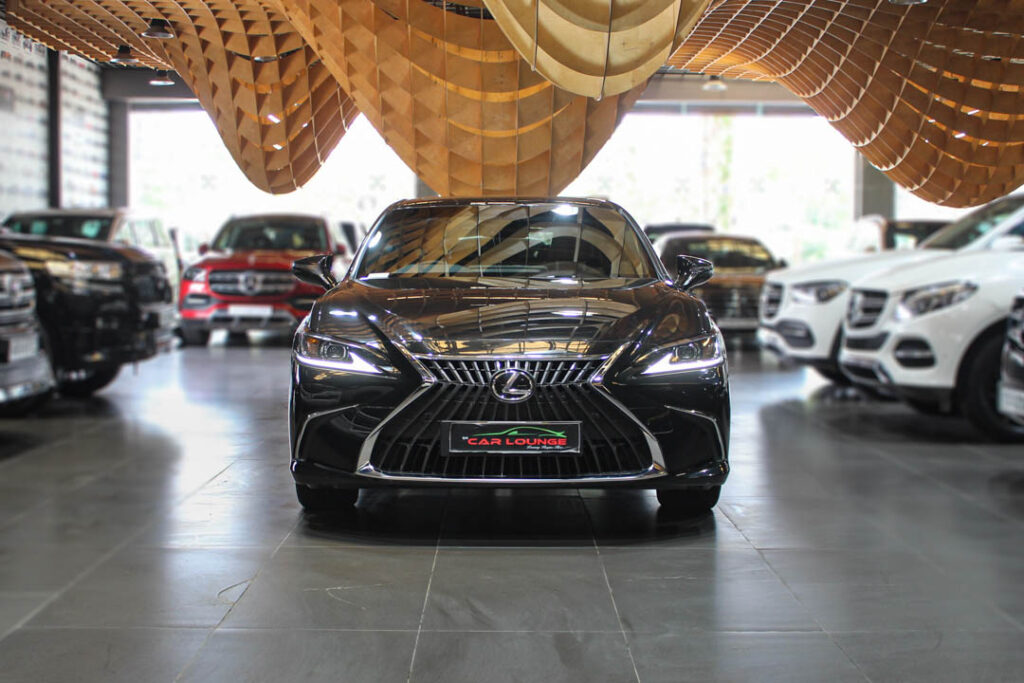 Lexus ES 300h Hybrid
