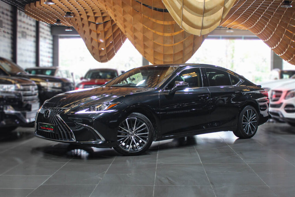 Lexus ES 300h Hybrid