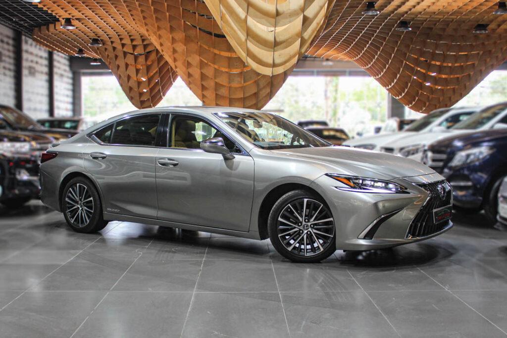 Lexus ES 300h