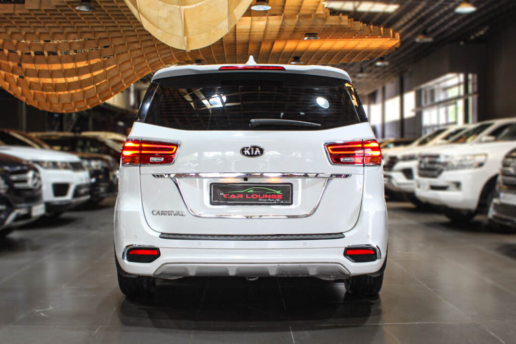 Kia Carnival Prestige