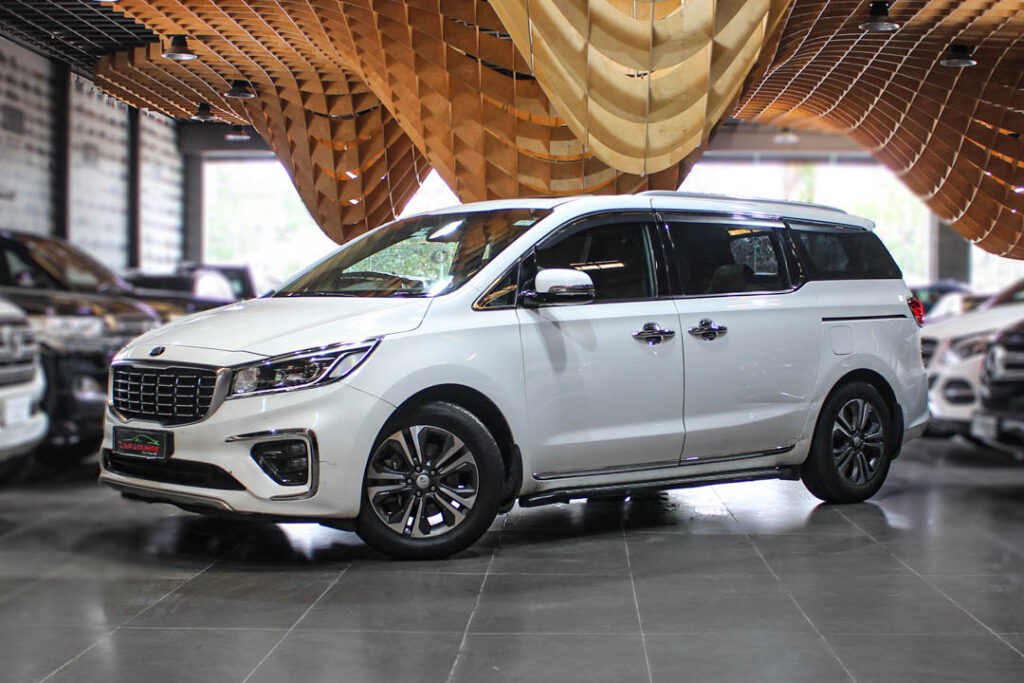 Kia Carnival Prestige