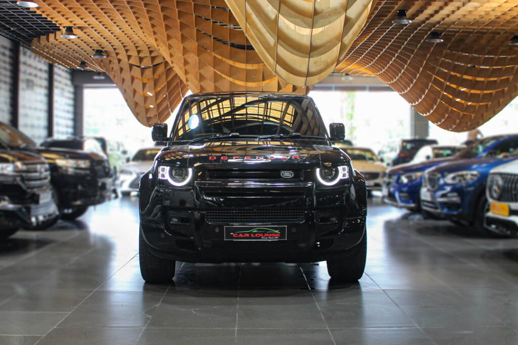 Land Rover Defender HSE P 300