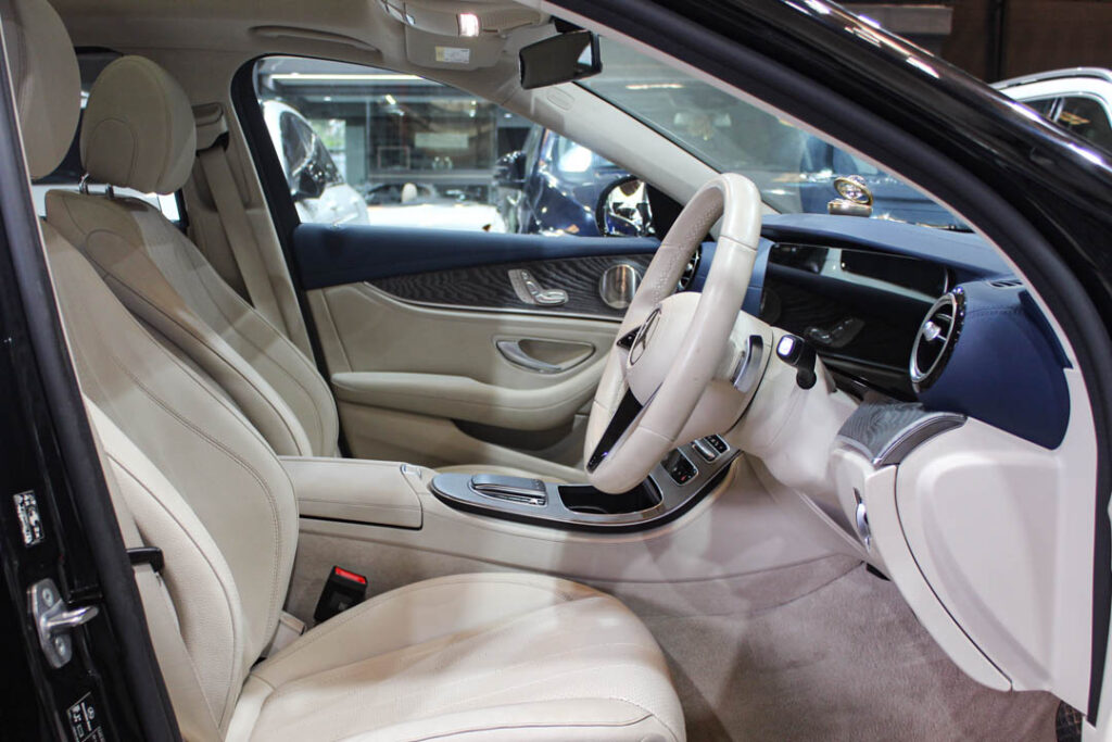 Mercedes E350