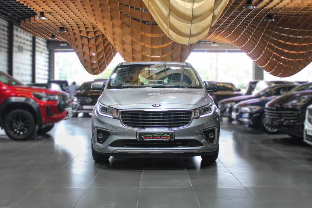 Kia Carnival Prestige
