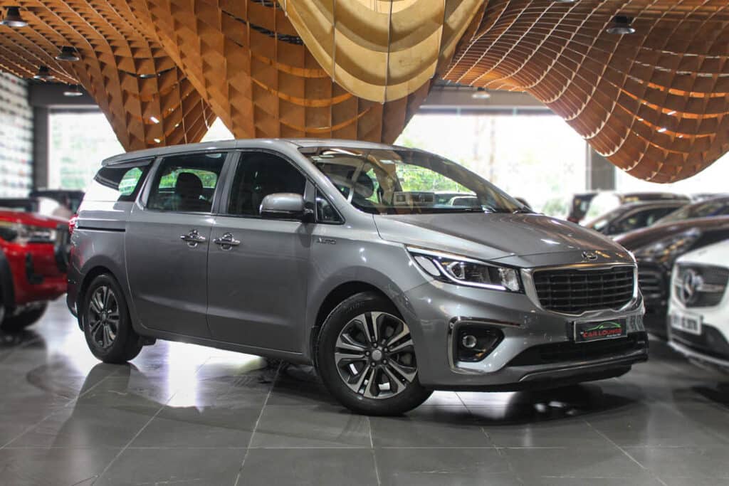 Kia Carnival Prestige