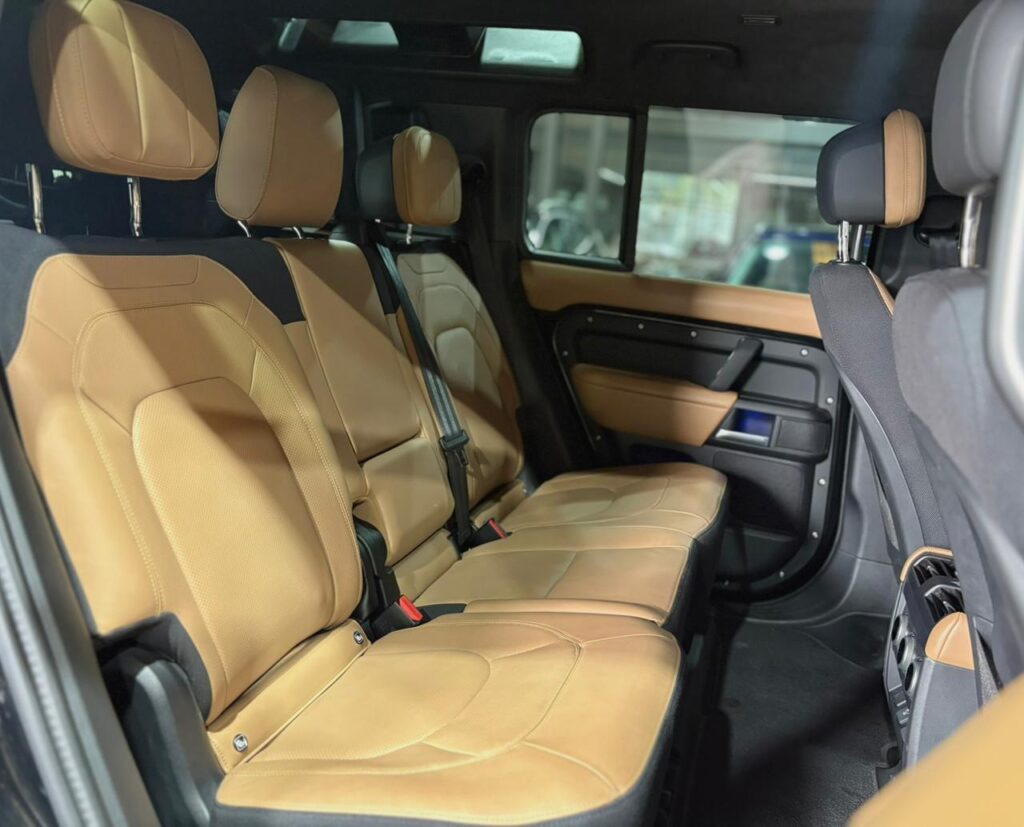 Land Rover Defender 110x