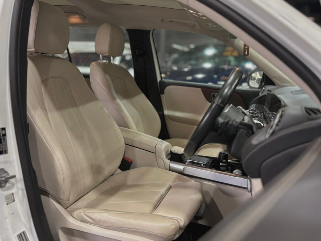 Mercedes Benz GLB220D